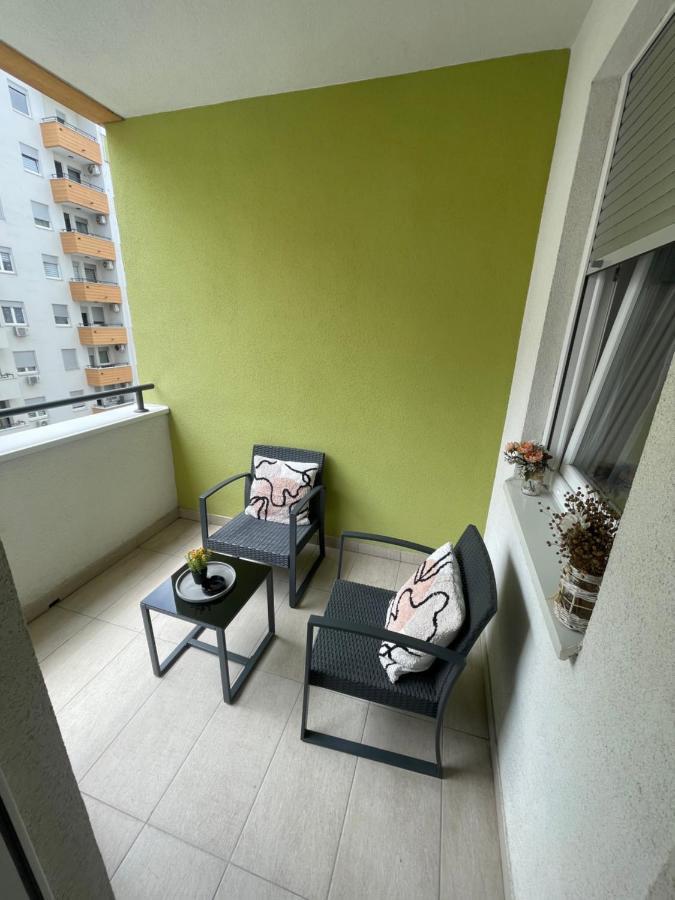 Novi Sad Apartman Apartamento Exterior foto