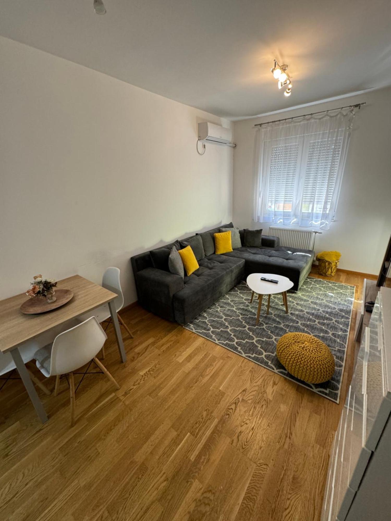 Novi Sad Apartman Apartamento Exterior foto